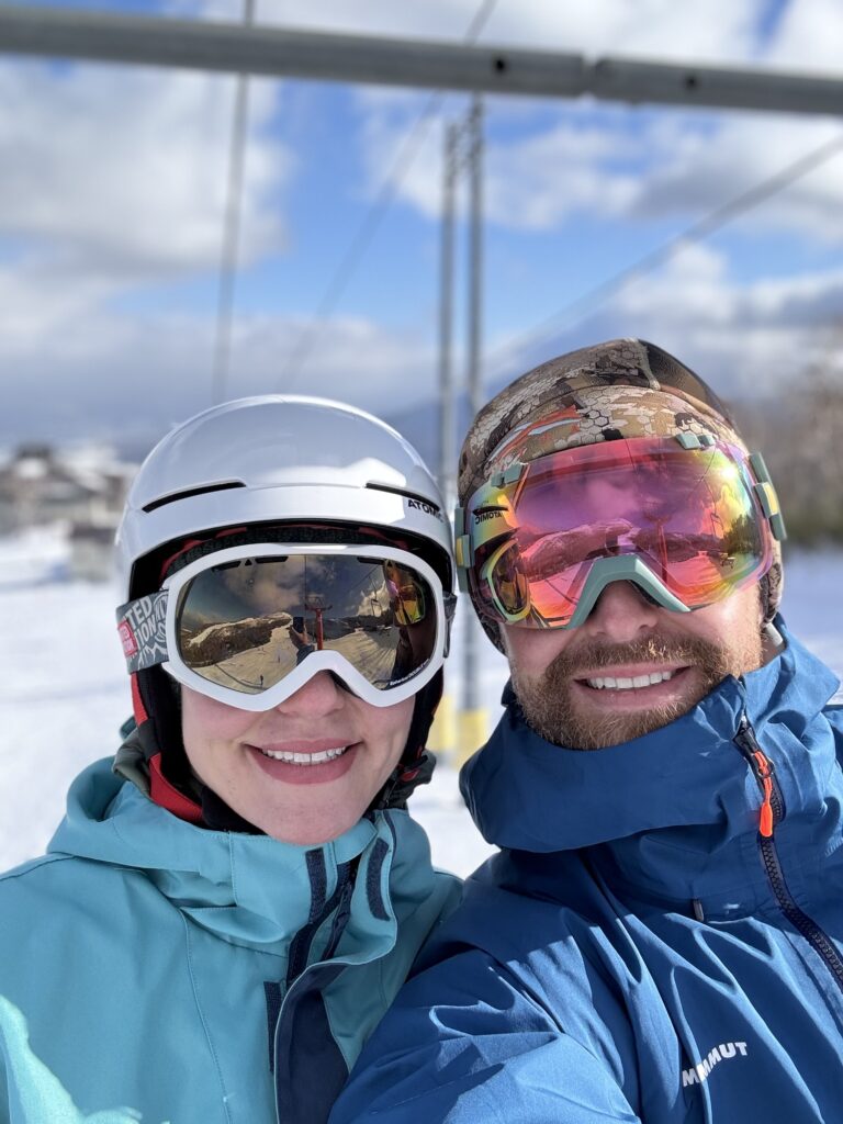 Kami and Zac happy smiling whilst in Niseko, Hokkaido.